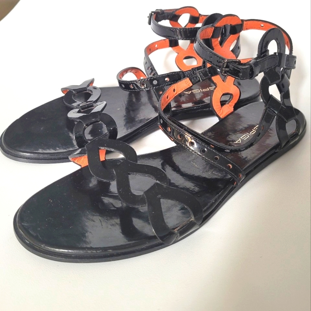 Via Spiga Patent Leather Flat Sandals Size 7 us